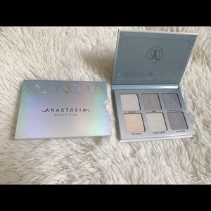 Anastasia Beverly Hills Moonchild Glow Kit